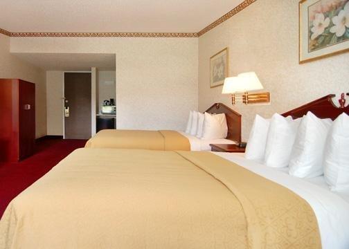 Quality Inn & Conference Center Maple Shade المظهر الخارجي الصورة