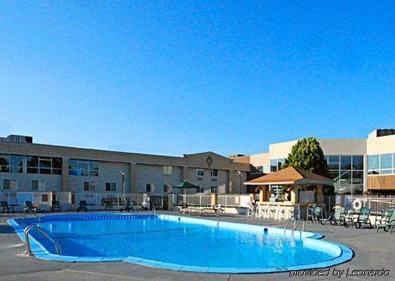 Quality Inn & Conference Center Maple Shade المرافق الصورة