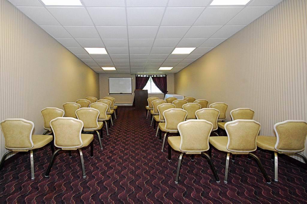 Quality Inn & Conference Center Maple Shade المظهر الخارجي الصورة